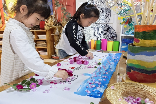 連云區幼教中心開展母親節主題活動.jpg